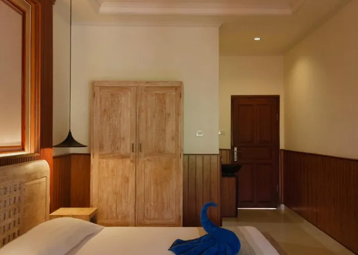 Bed & Breakfast Three Ayu Family House 3*